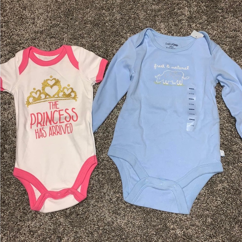 Baby clothes